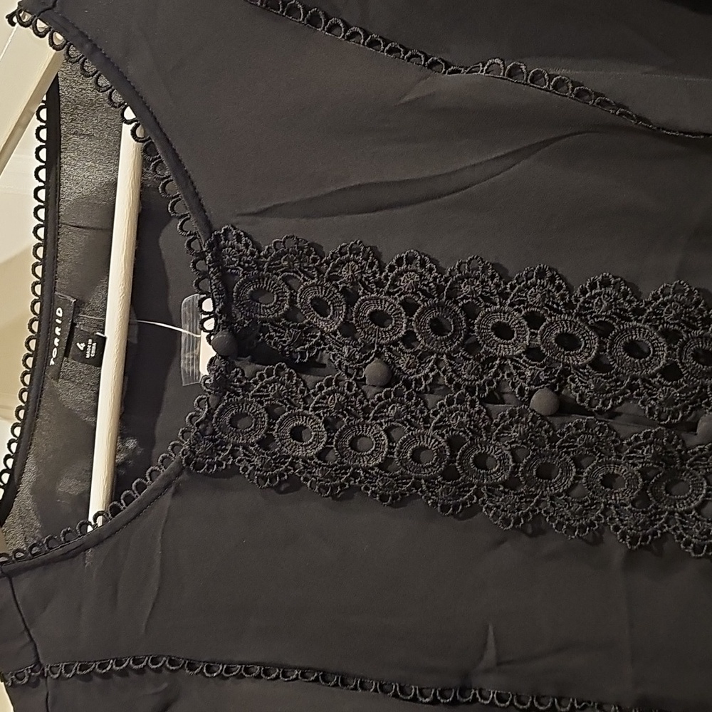 TORRID Top - Picture 6 of 9